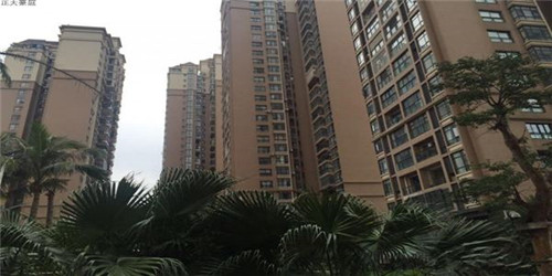 炒肥肠甜辣椒怎么炒（肥肠炒辣椒多少钱一份）